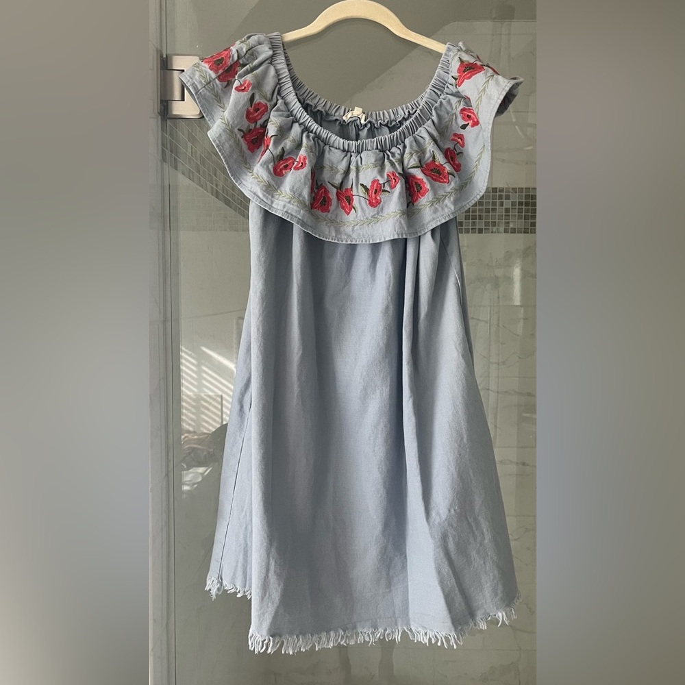 Easel light blue cotton dress, size small. Embroidered flowers and frayed hem